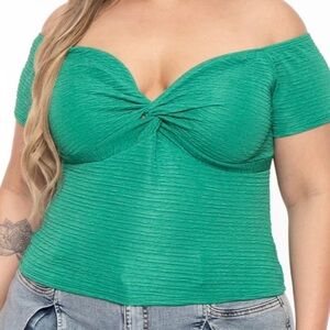 Gorgeous emerald top 1X NEW